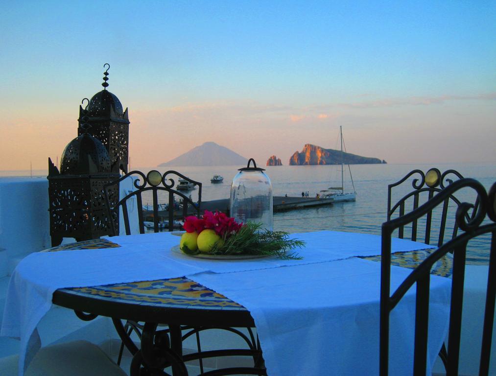 Hotel Lisca Bianca Panarea Esterno foto